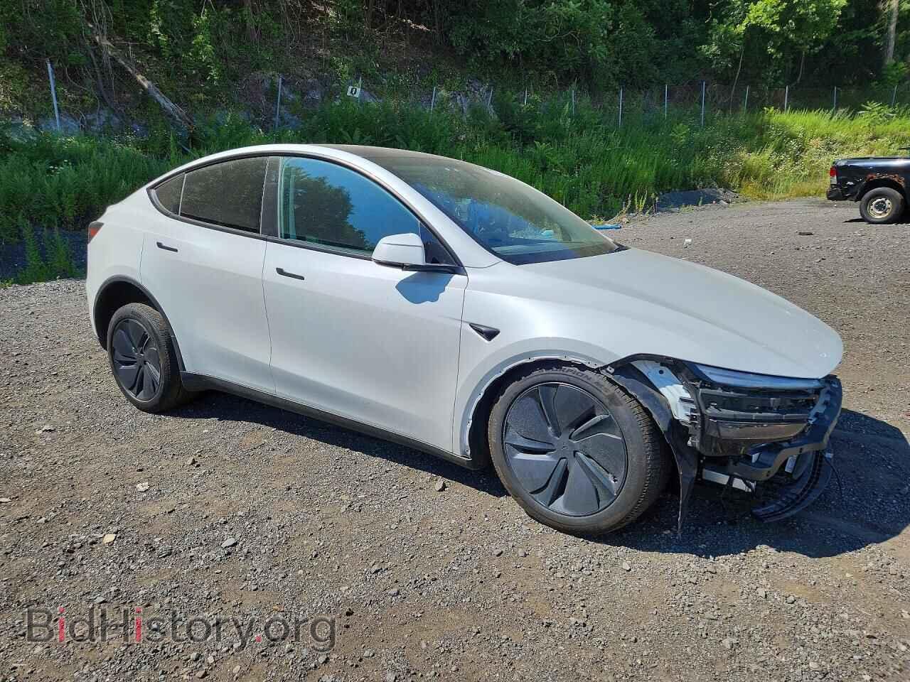 2026 TESLA MODEL Y - VIN: 7SAYGDEE0TA448500 - Photo 4