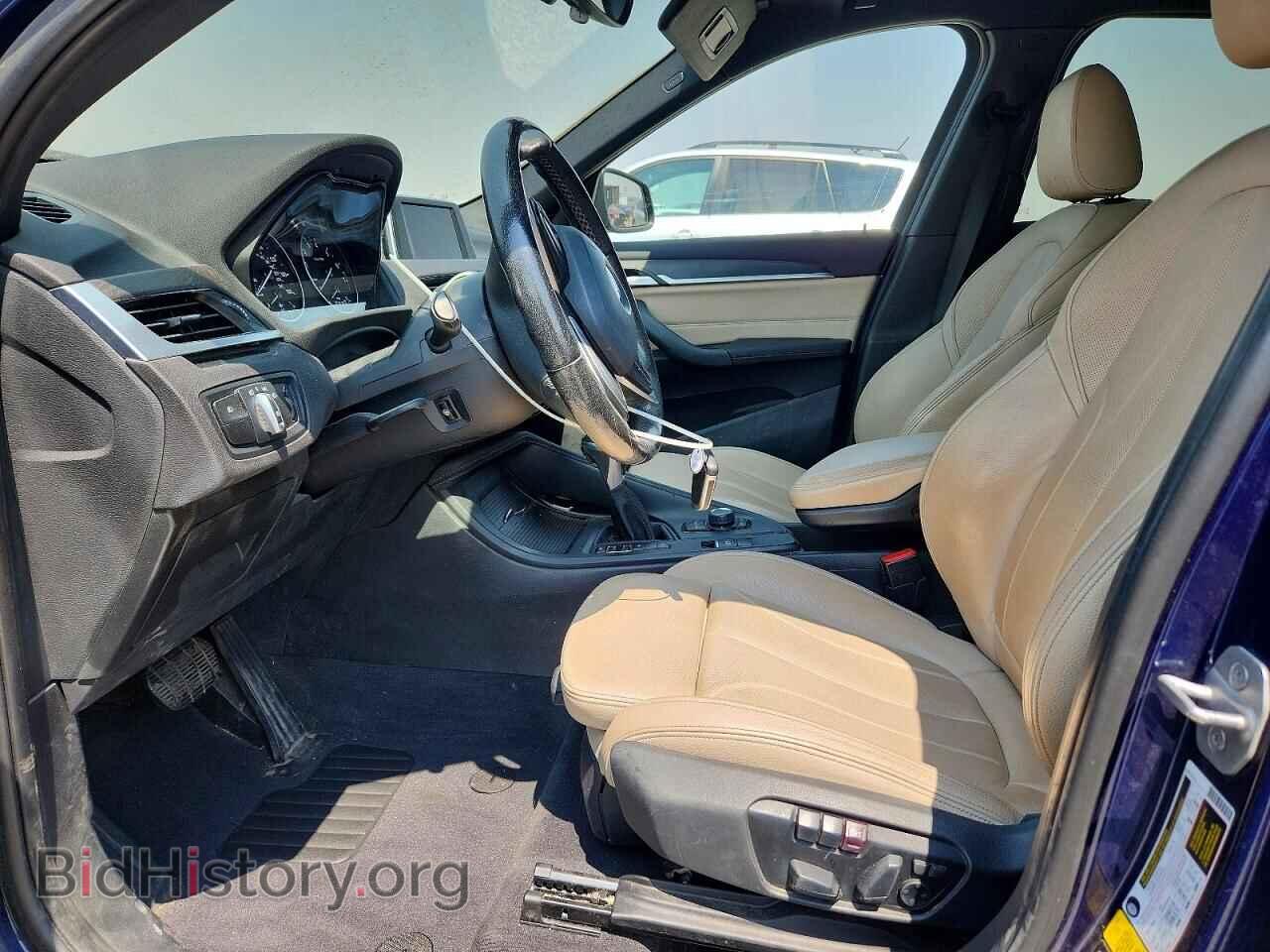 2017 BMW X1 - VIN: WBXHT3C35H5F82411 - Фото 7