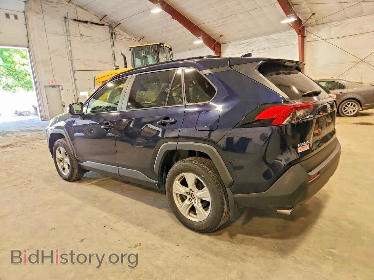 2019 TOYOTA RAV4 - VIN: JTMP1RFV0KD016228 - Фото 2