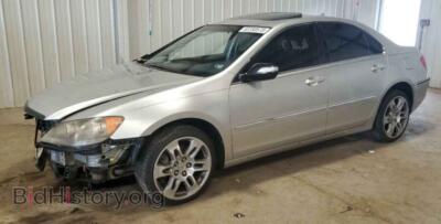 2005 Acura RL, серебристый — VIN JH4KB16545C009848, Copart