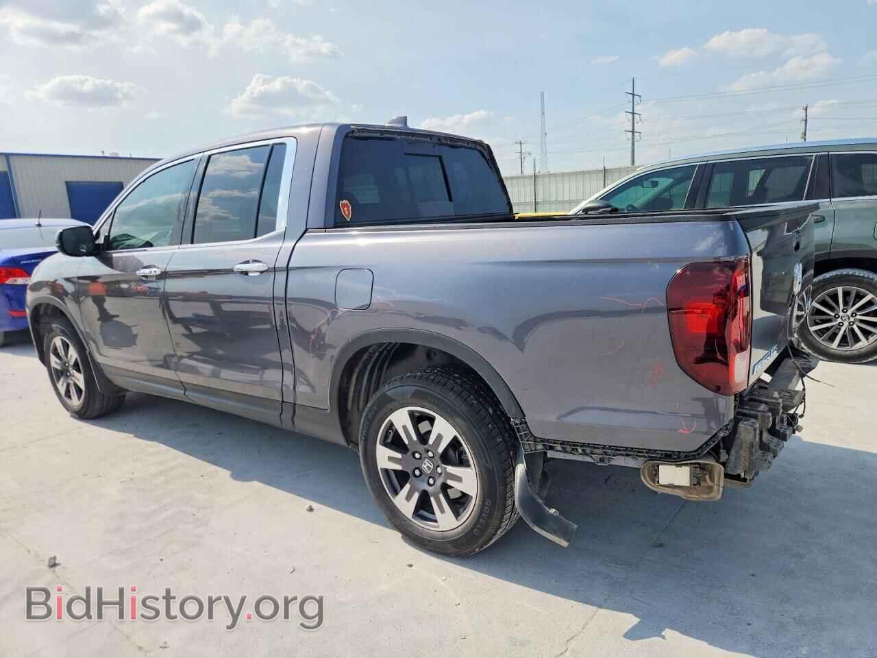 2019 HONDA RIDGELINE - VIN: 5FPYK3F78KB033973 - Фото 2
