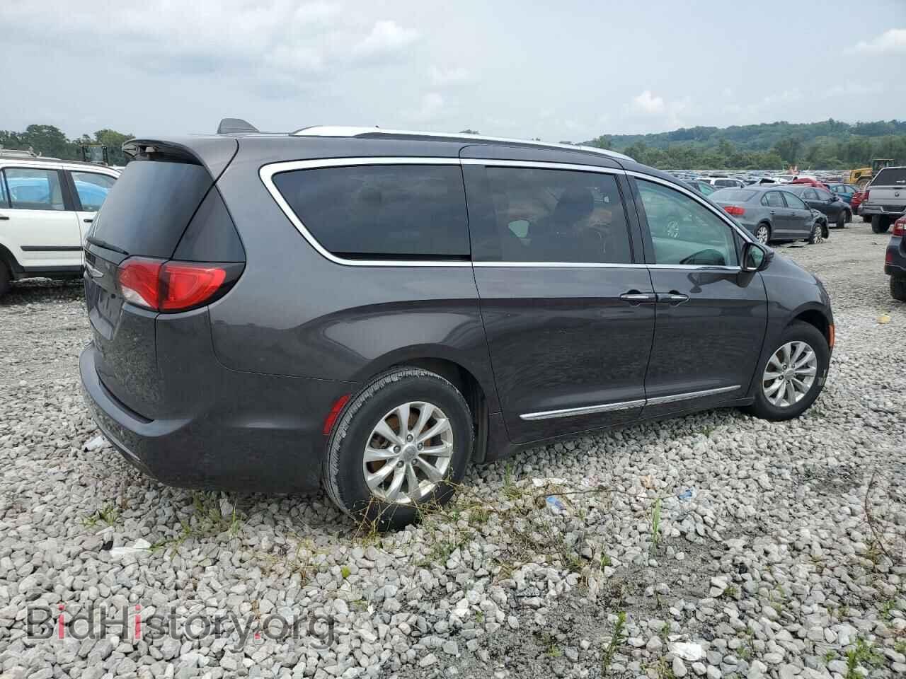 2019 CHRYSLER PACIFICA - VIN: 2C4RC1BG8KR613023 - Фото 3