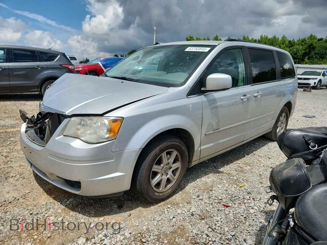 Photo 2A4RR5D13AR232168 - CHRYSLER MINIVAN 2010