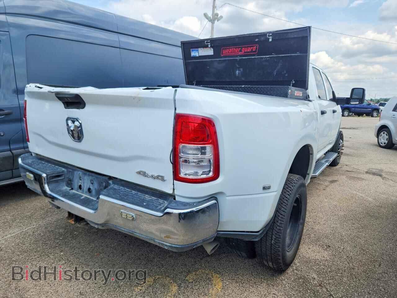 2023 RAM 3500 - VIN: 3C63RRGL5PG521025 - Photo 3
