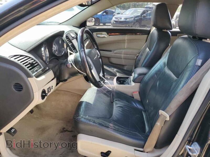 2014 Chrysler 300 (VIN 2C3CCARG3EH384244) — photo 7 of 14