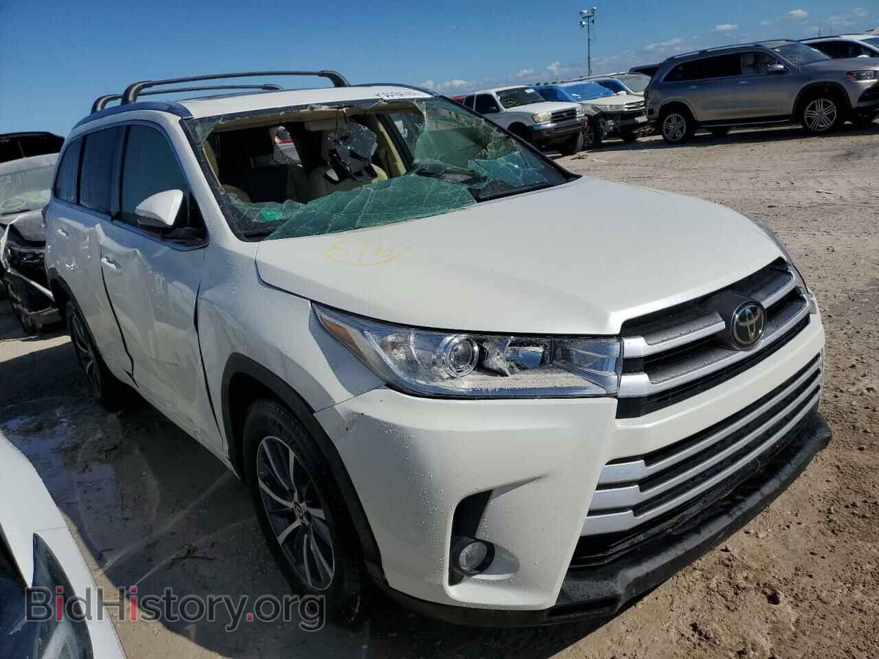 Фотография 5TDKZRFH6HS507820 - TOYOTA HIGHLANDER 2017