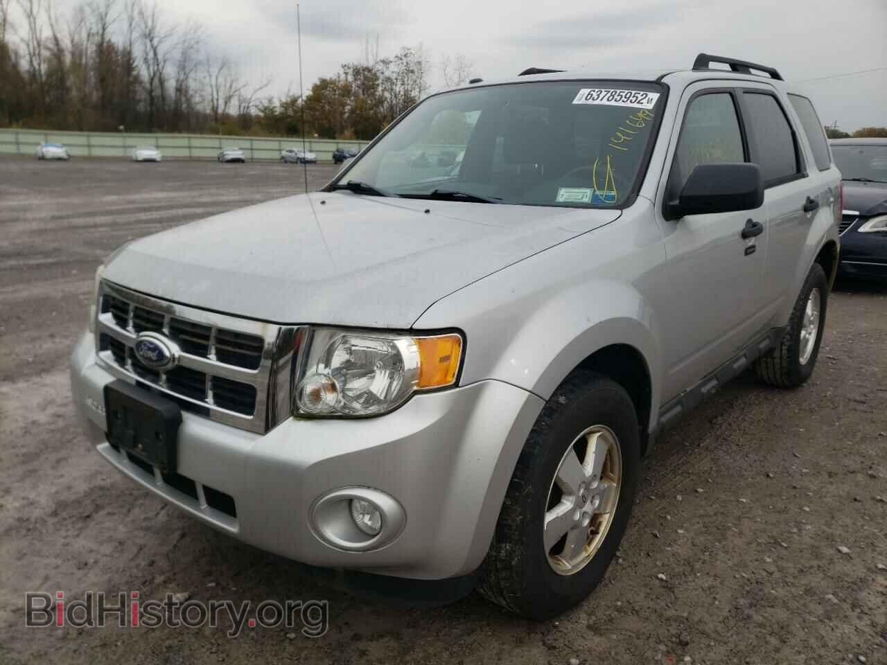 2011 FORD ESCAPE - VIN: 1FMCU9D79BKC61109 - Photo 2