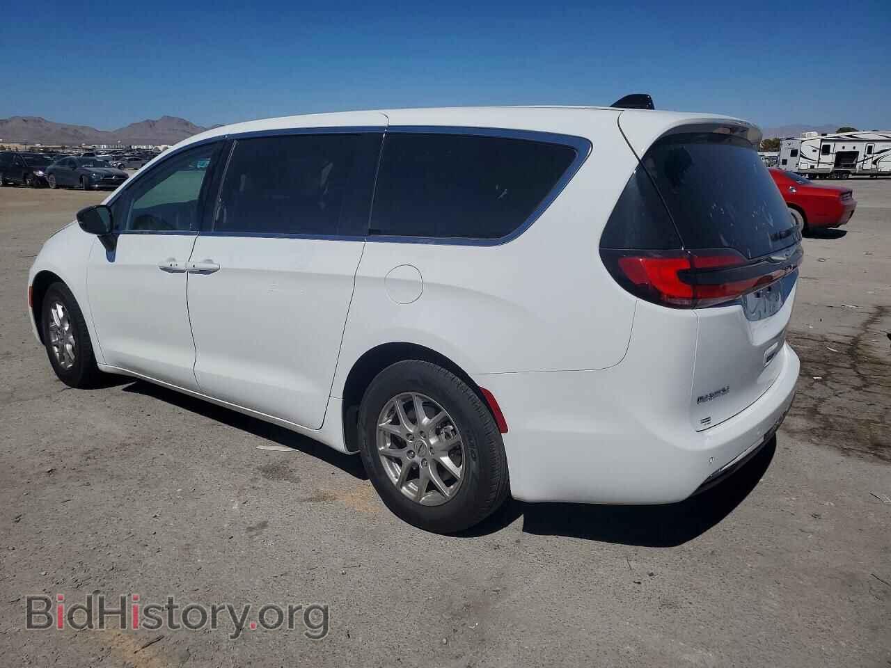 2024 CHRYSLER PACIFICA - VIN: 2C4RC1BG6RR149062 - Photo 2