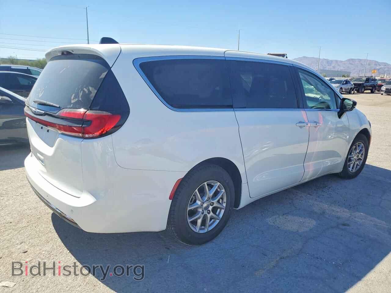 2024 CHRYSLER PACIFICA - VIN: 2C4RC1BG6RR149062 - Photo 3