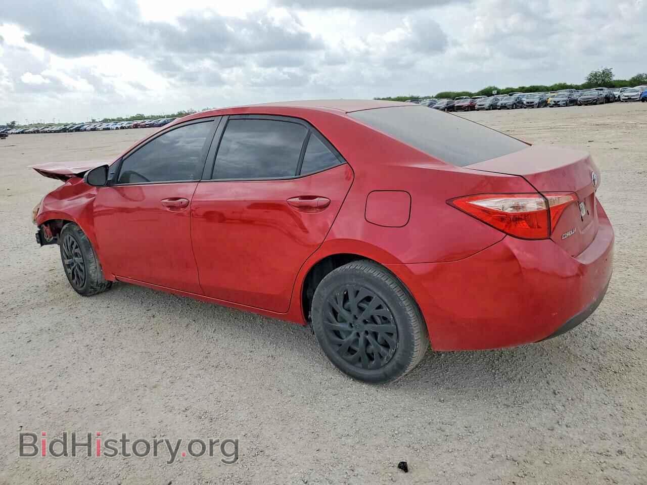 2017 TOYOTA COROLLA - VIN: 2T1BURHEXHC823960 - Фото 2