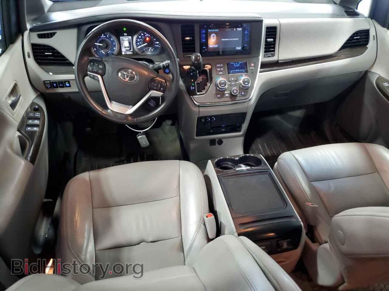 2017 TOYOTA All Models - VIN: 5TDDZ3DC9HS187728 - Фото 8