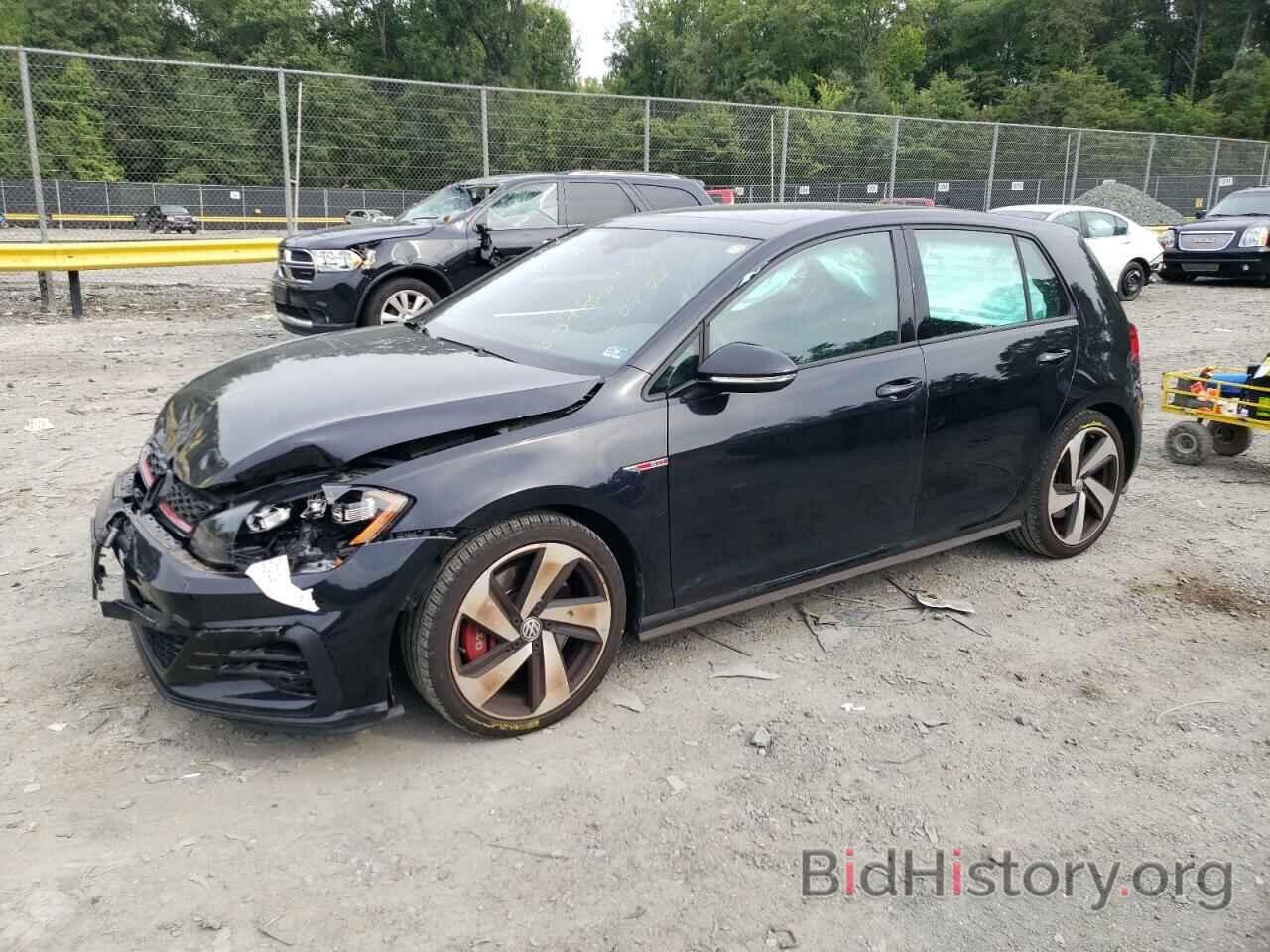 Photo 3VW5T7AU5KM020149 - VOLKSWAGEN GTI 2019