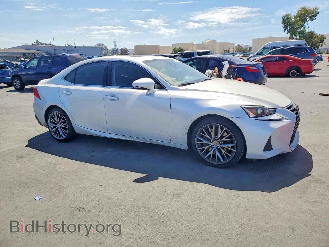 2019 LEXUS IS - VIN: JTHBA1D2XK5098191 - Photo 4