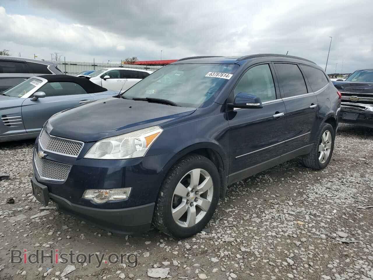 Фотография 1GNKRLEDXCJ182582 - CHEVROLET TRAVERSE 2012