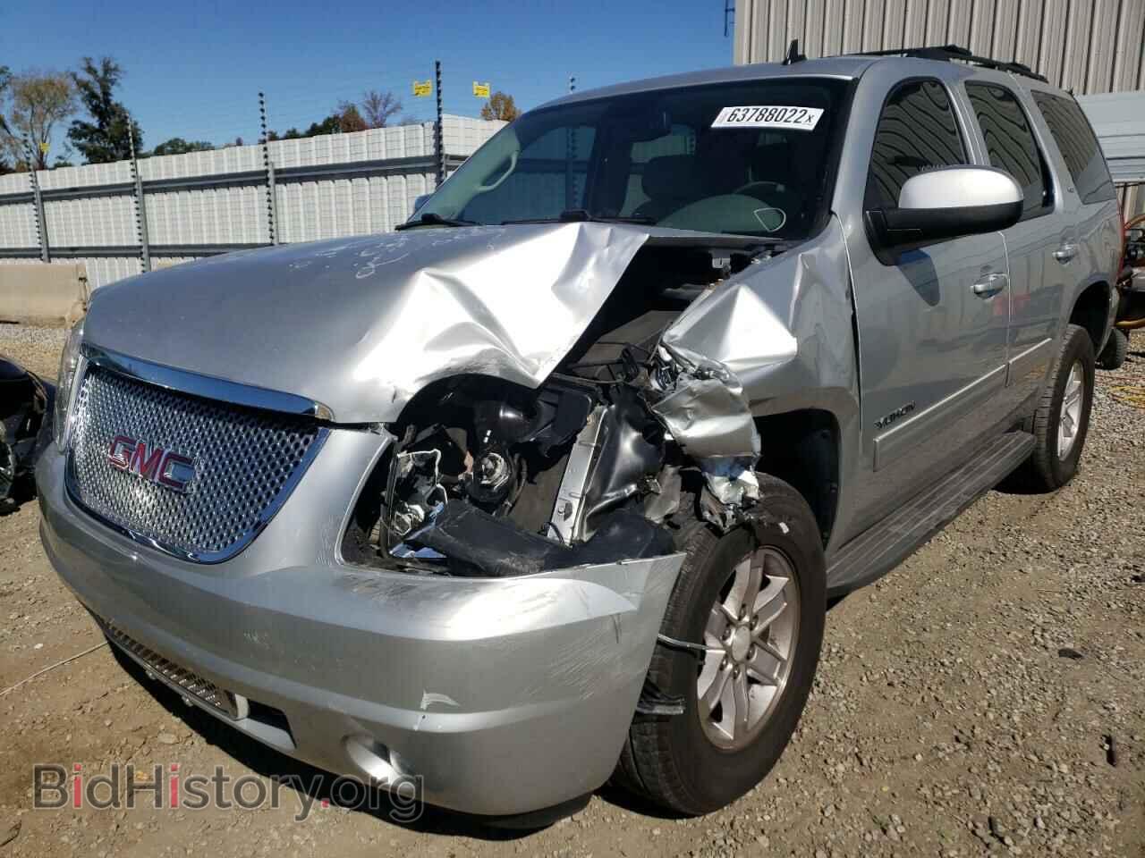 2011 GMC YUKON - VIN: 1GKS2CE01BR264425 - Фото 2
