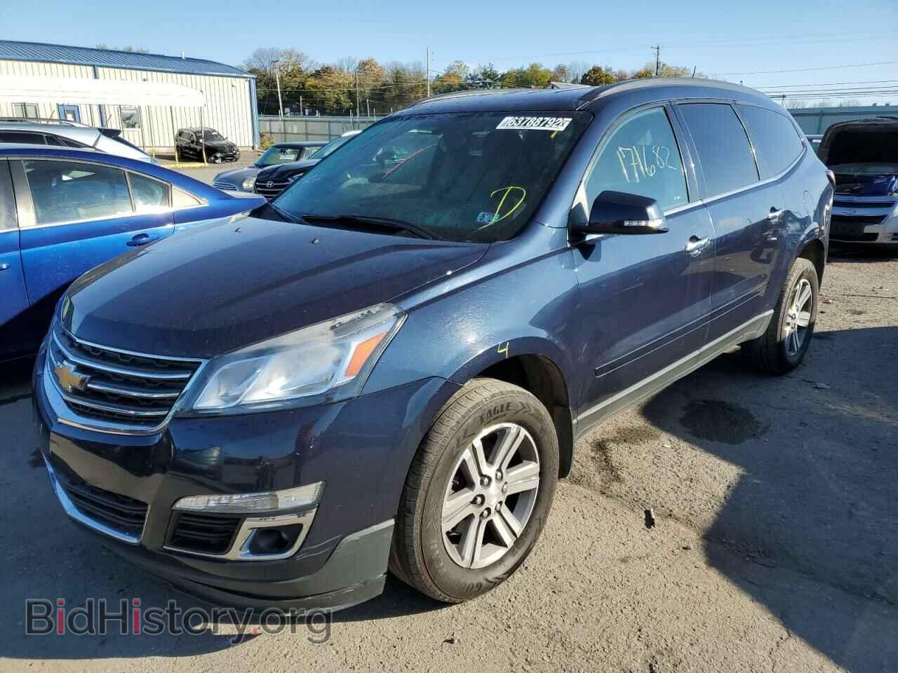 2017 CHEVROLET TRAVERSE - VIN: 1GNKVGKD4HJ236697 - Фото 2