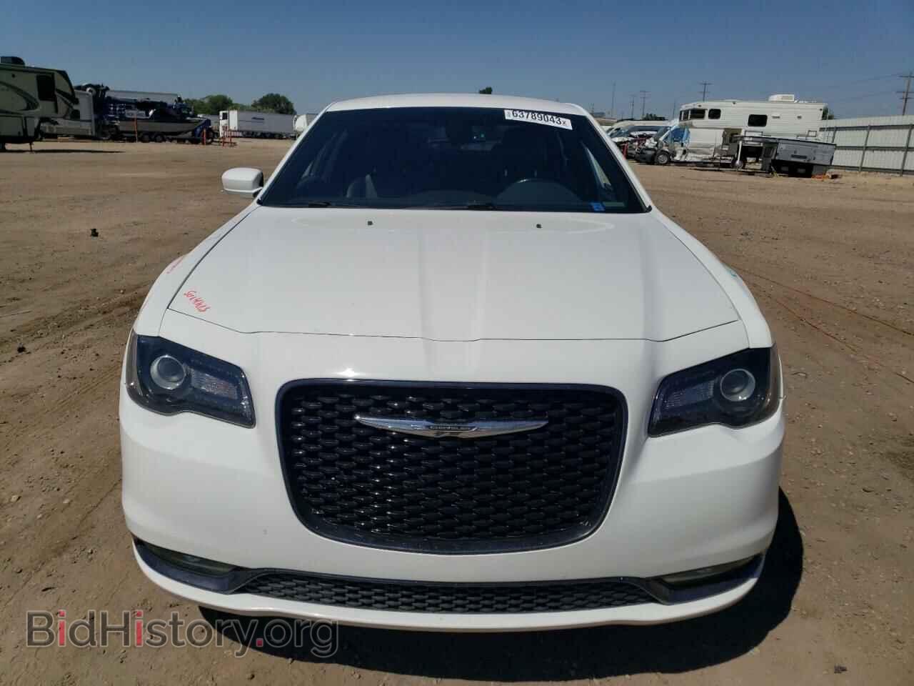 2019 CHRYSLER 300 - VIN: 2C3CCABG8KH654350 - Фото 5