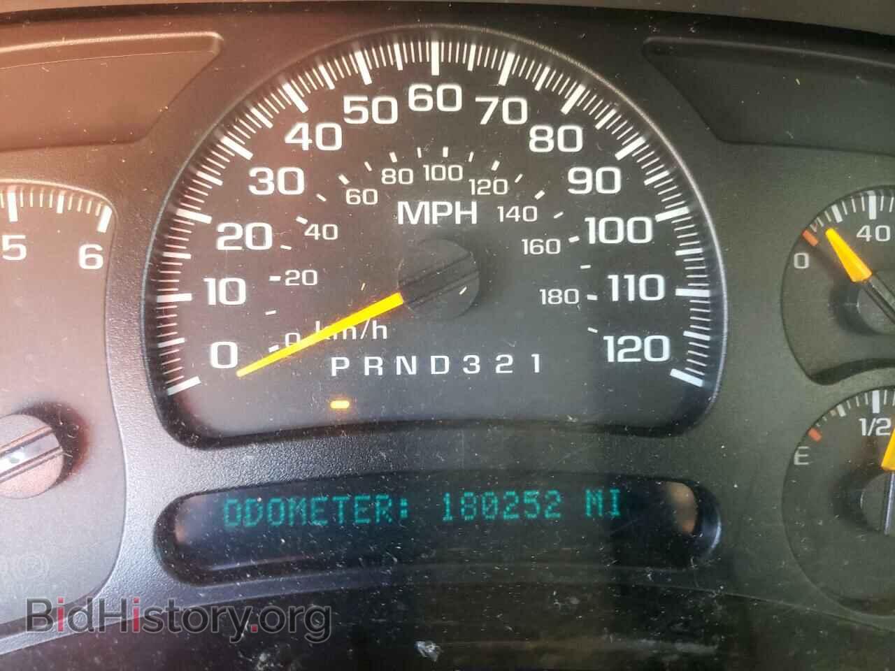 2006 GMC SIERRA - VIN: 2GTEC13T161162600 - Фото 8