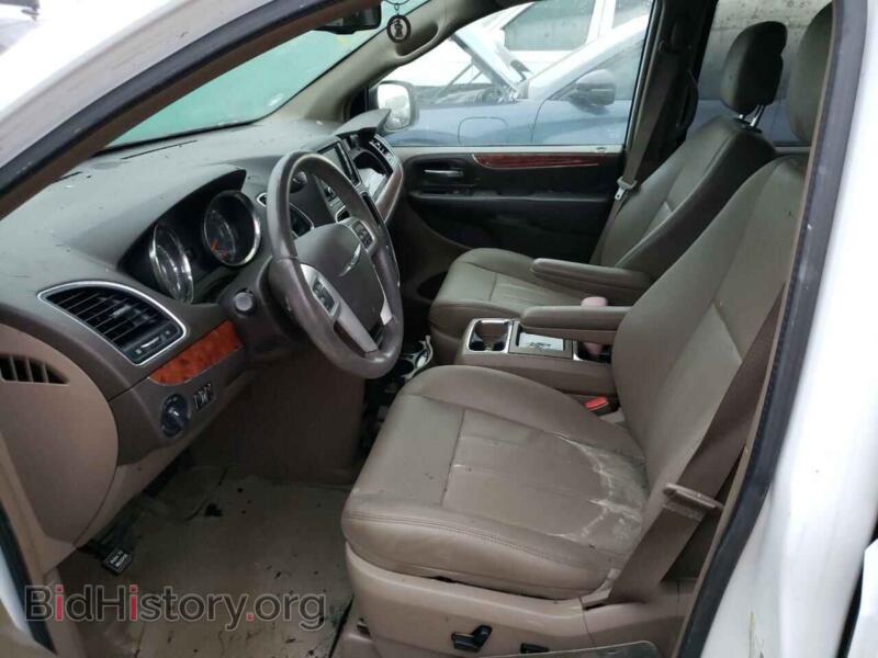 2016 Chrysler MINIVAN (VIN 2C4RC1AG6GR112401) — photo 5 of 10