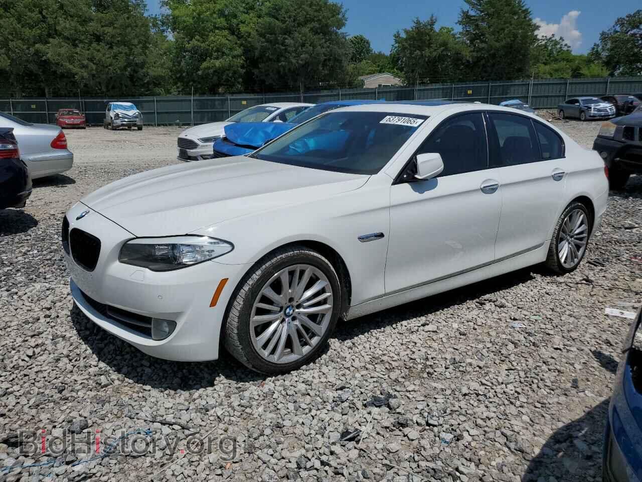 Фотография WBAFR9C57BDE81565 - BMW 5 SERIES 2011