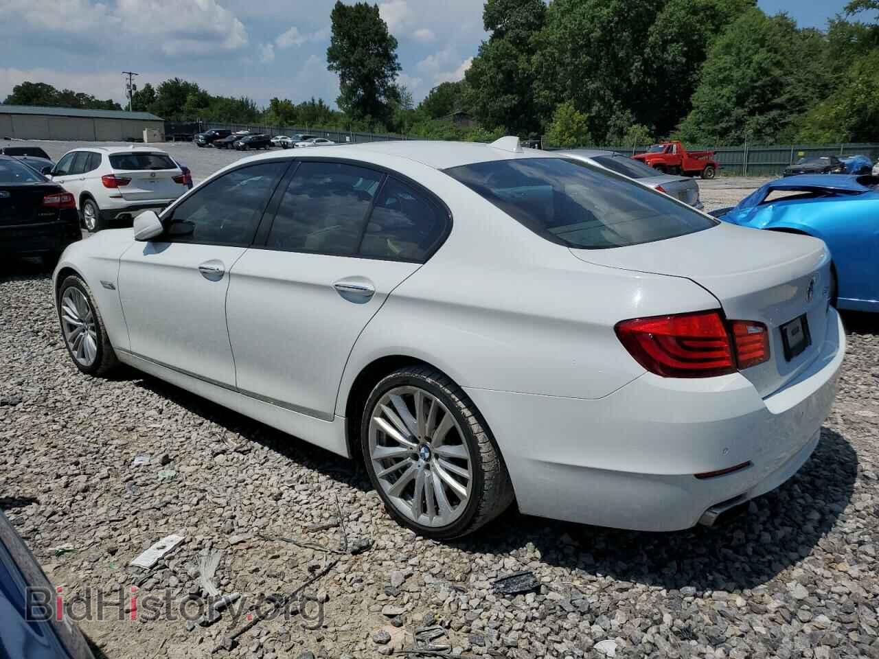 2011 BMW 5 SERIES - VIN: WBAFR9C57BDE81565 - Фото 2