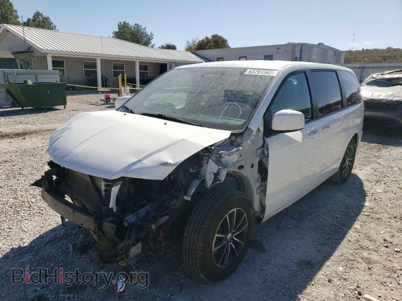 2018 DODGE CARAVAN - VIN: 2C4RDGBG0JR221233 - Фото 2