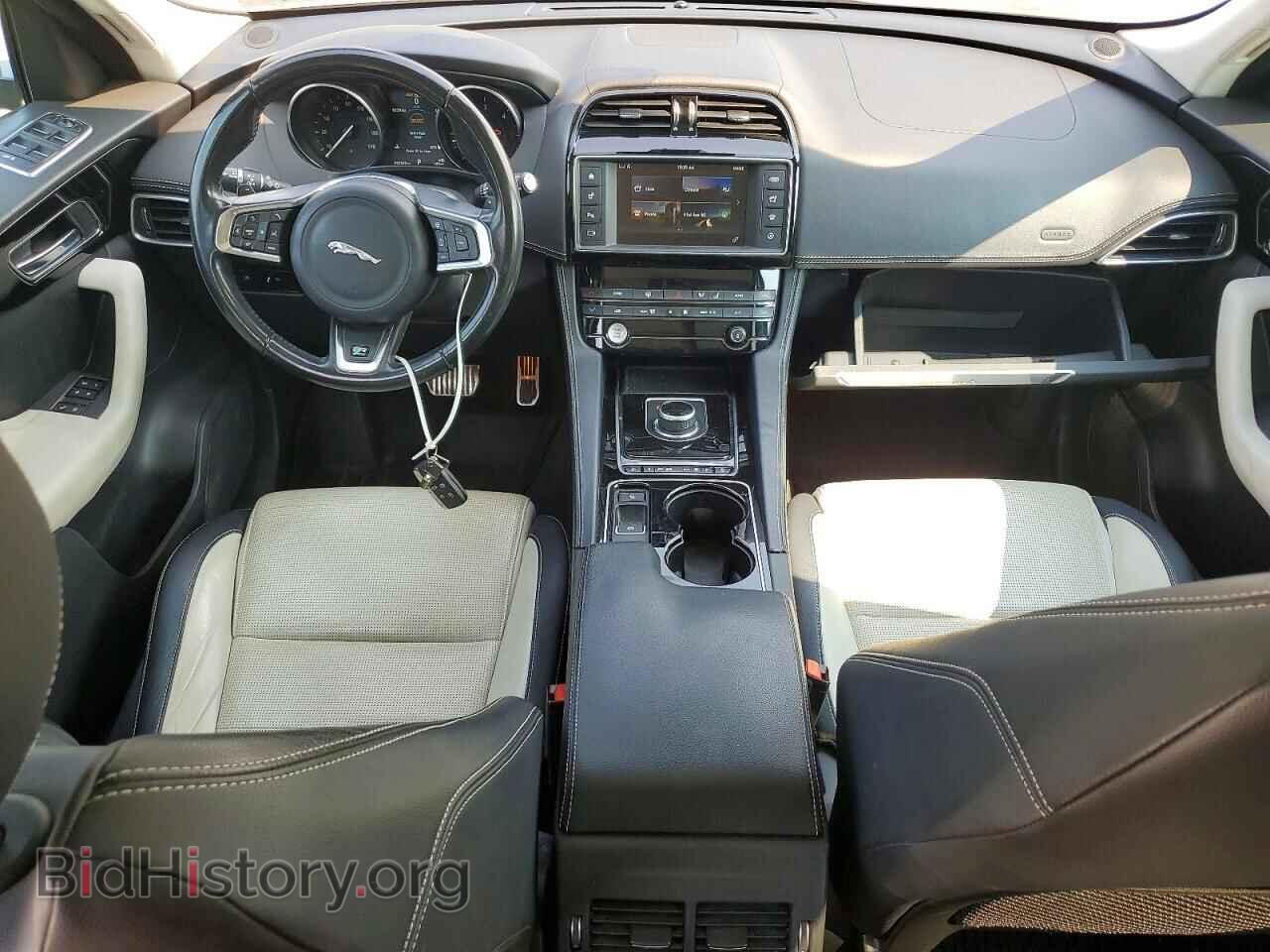 2017 JAGUAR F-PACE - VIN: SADCL2BN5HA088708 - Photo 8