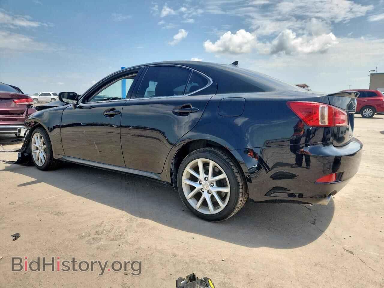 2011 LEXUS IS - VIN: JTHCE5C29B5001869 - Фото 2