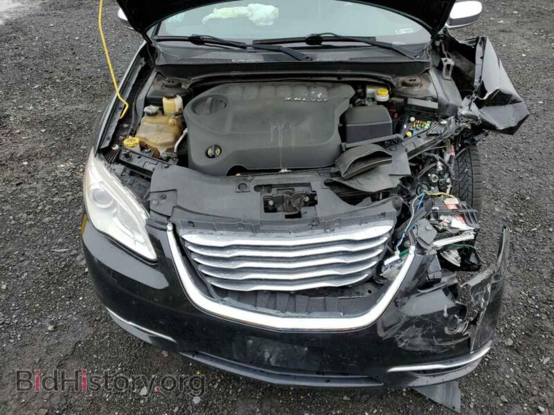 2013 Chrysler 200 (VIN 1C3CCBCG1DN638957) — фото 7 из 10