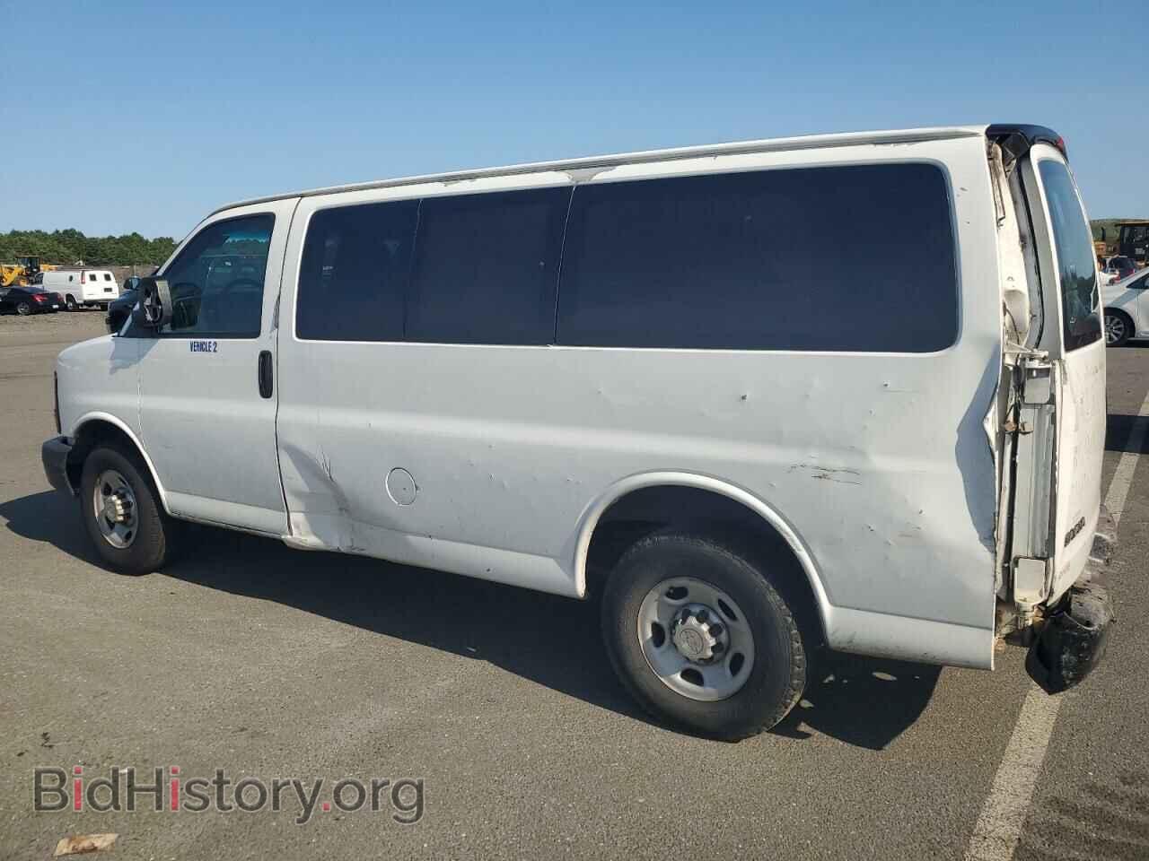 2012 CHEVROLET EXPRESS - VIN: 1GAWGPFAXC1105778 - Фото 2