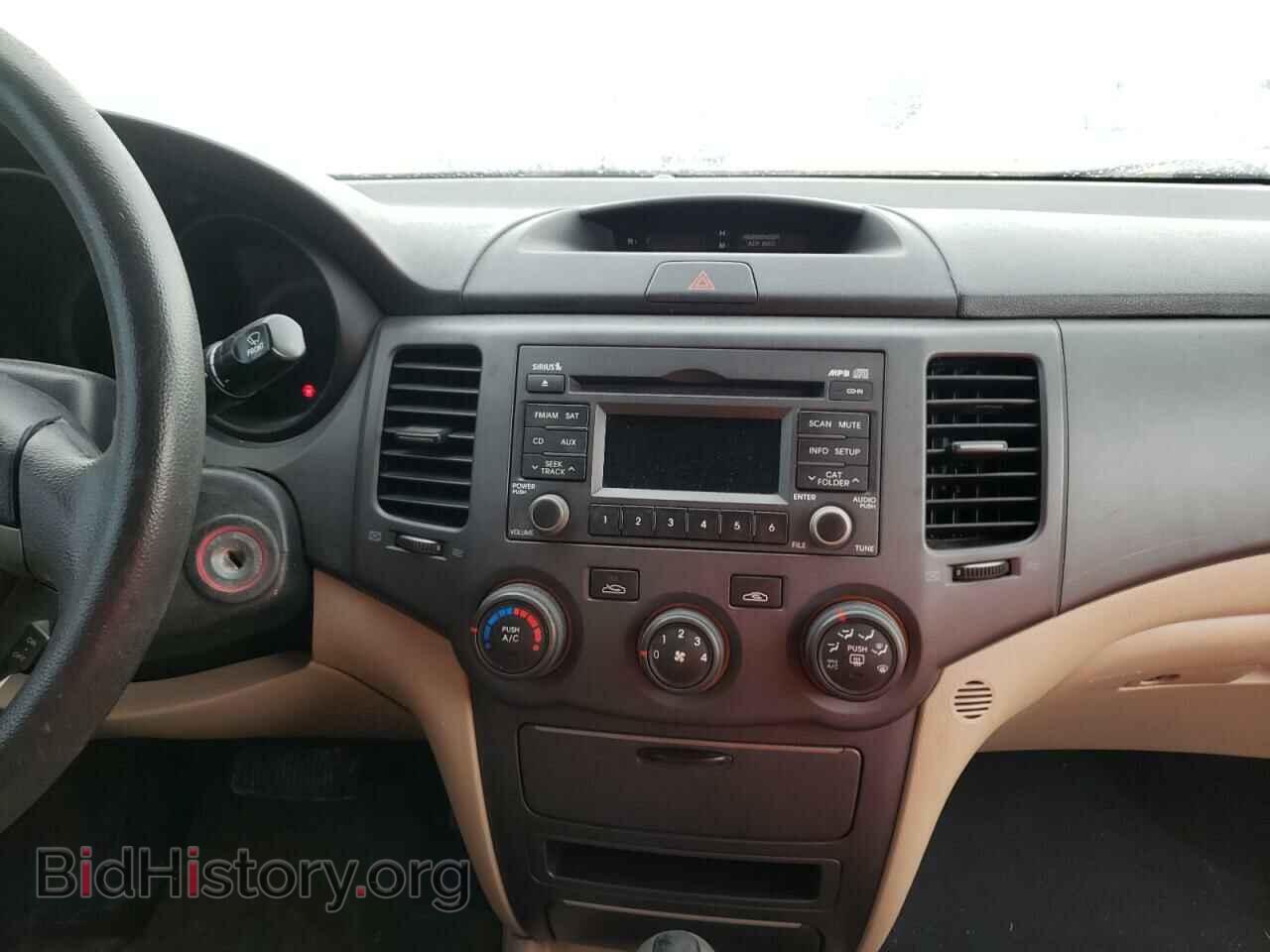 2009 KIA OPTIMA - VIN: KNAGE228295319637 - Фото 9