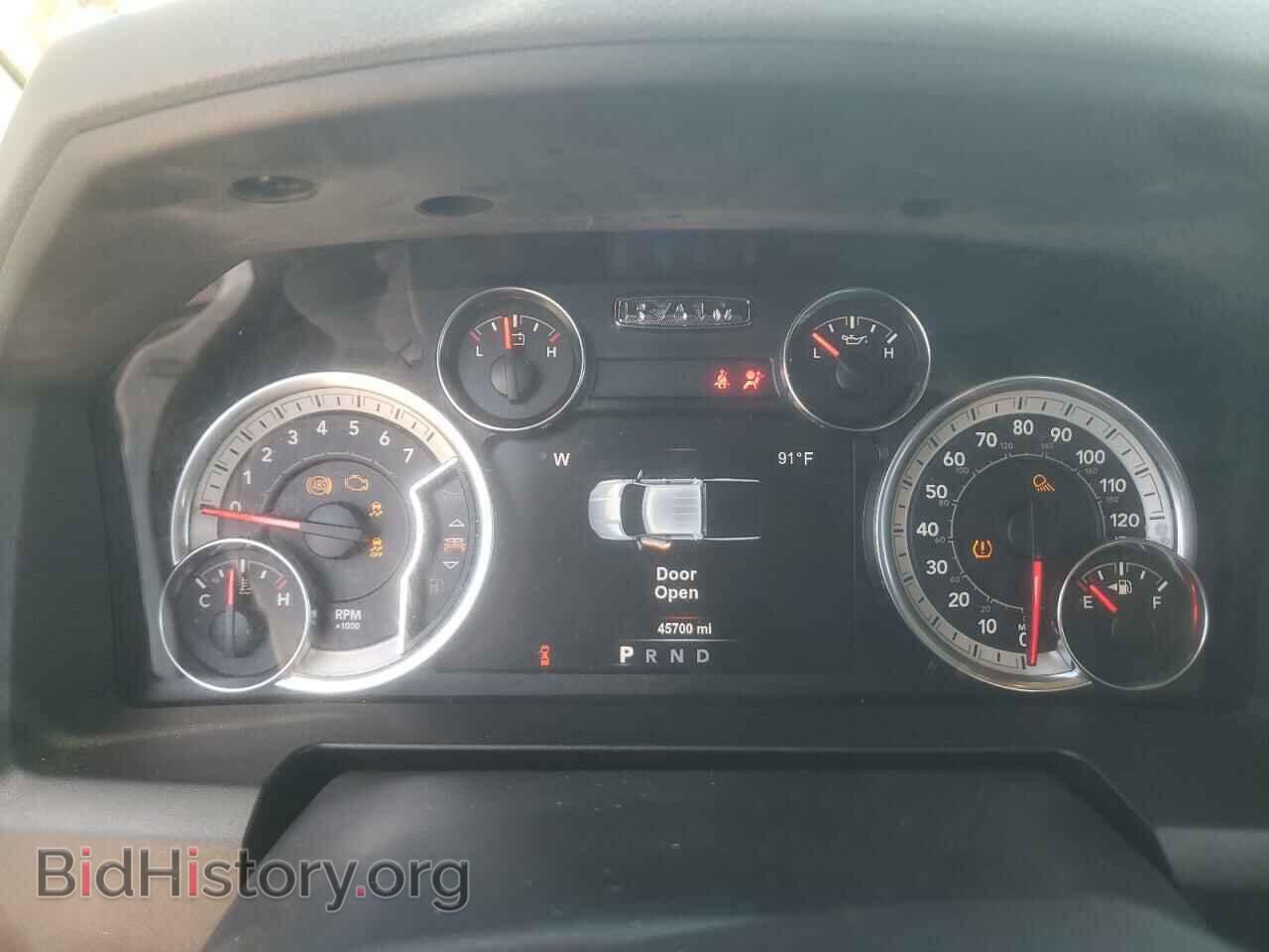 2018 RAM 1500 - VIN: 1C6RR6GG1JS239783 - Фото 9