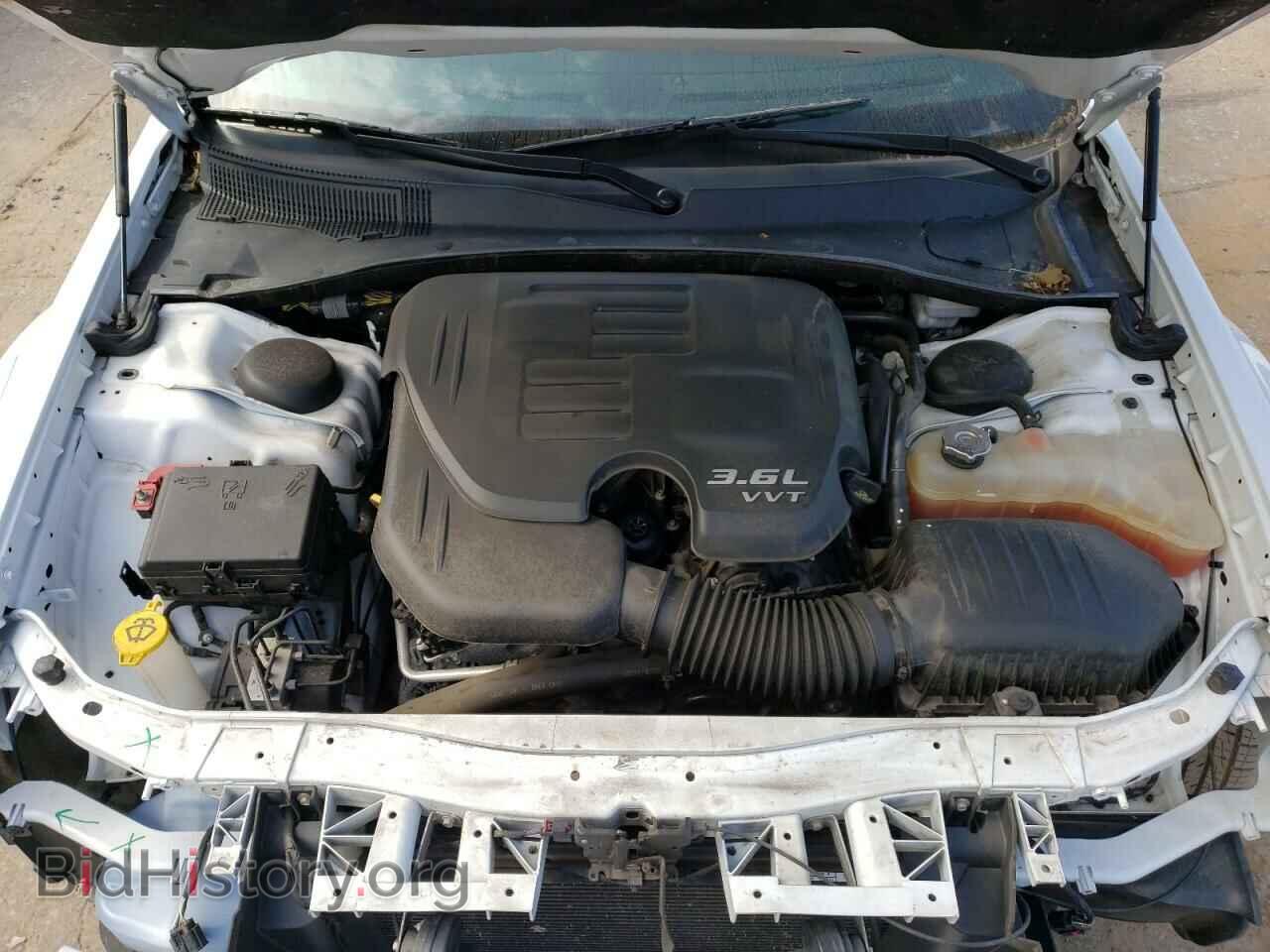 2014 CHRYSLER 300 - VIN: 2C3CCARG3EH185260 - Фото 11