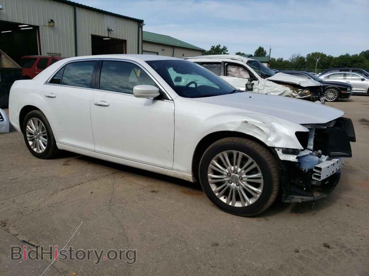 2014 CHRYSLER 300 - VIN: 2C3CCARG3EH185260 - Фото 4