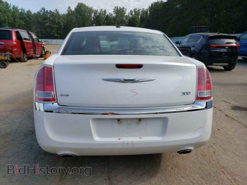 2014 Chrysler 300 (VIN 2C3CCARG3EH185260) — фото 6 из 13
