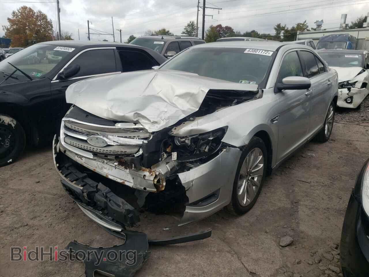 2010 FORD TAURUS - VIN: 1FAHP2FW8AG143136 - Фото 2