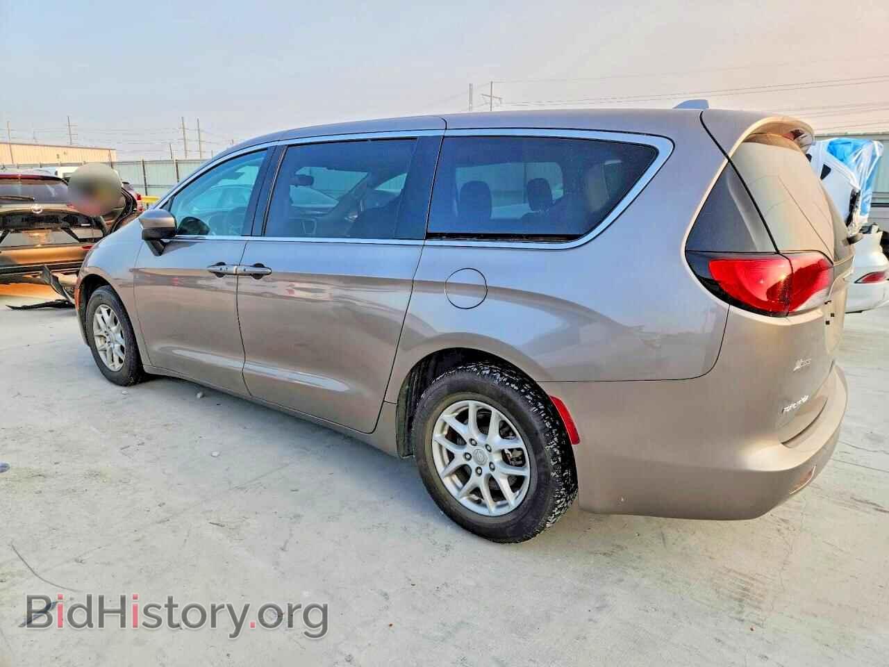 2017 CHRYSLER PACIFICA - VIN: 2C4RC1DG5HR541347 - Photo 2