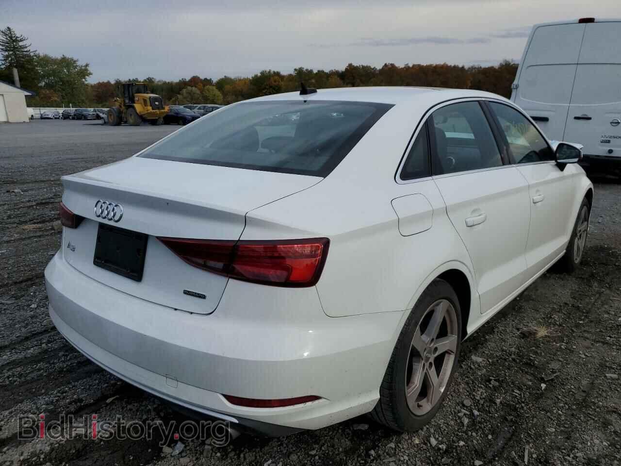 2019 AUDI A3 - VIN: WAUBEGFF7K1019430 - Фото 4