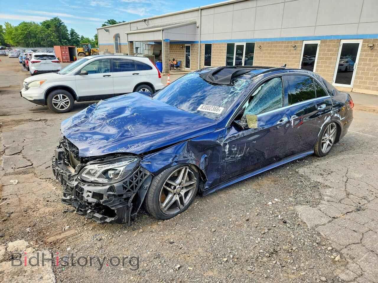 Photo WDDHF9BB7EB045572 - MERCEDES-BENZ E-CLASS 2014