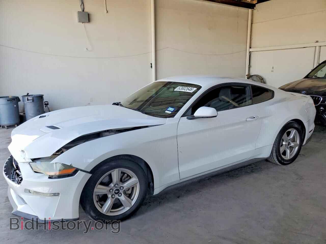 Photo 1FA6P8TH4J5163623 - FORD MUSTANG 2018