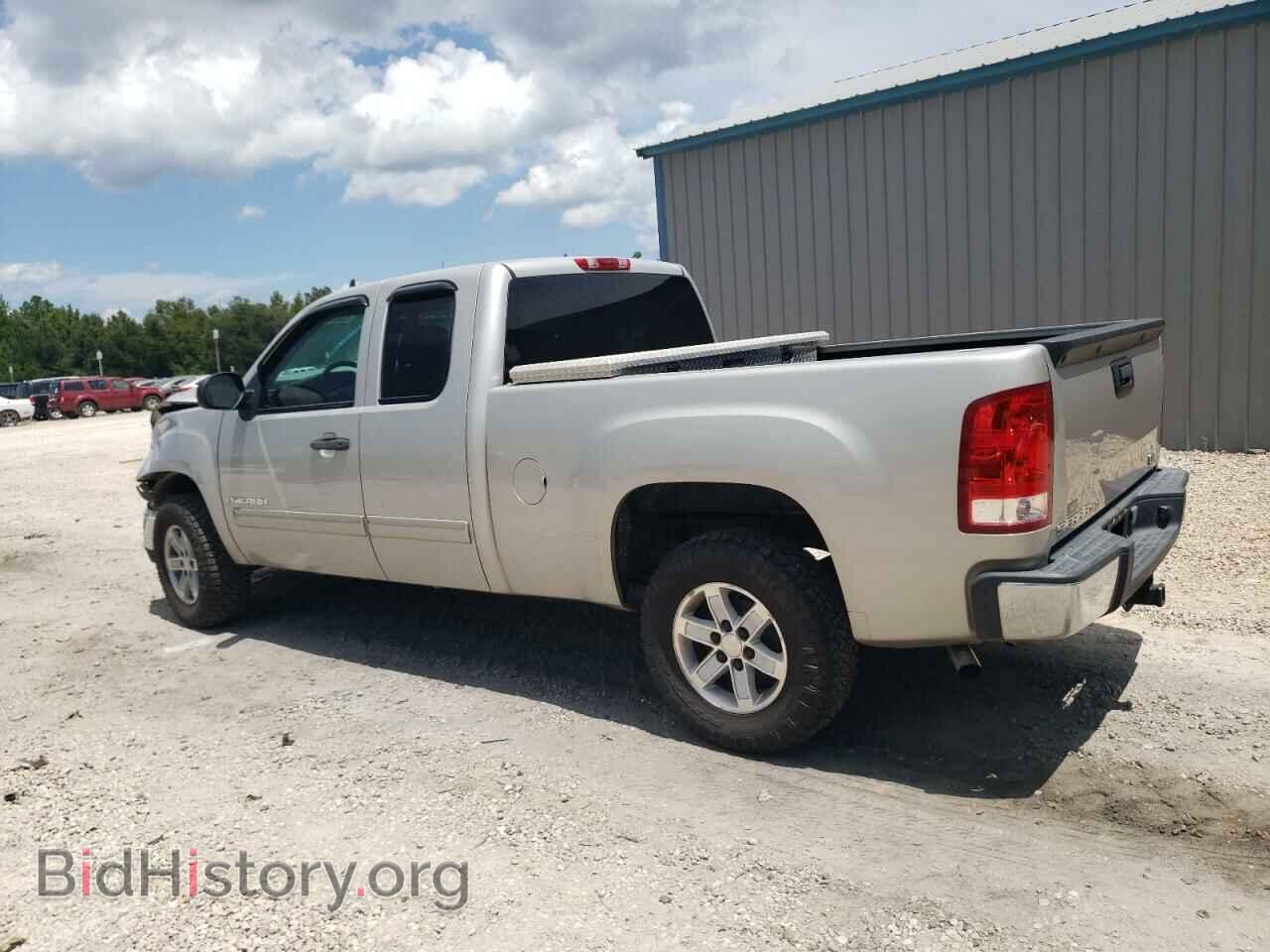 2007 GMC SIERRA - VIN: 2GTEC19J671589746 - Фото 2