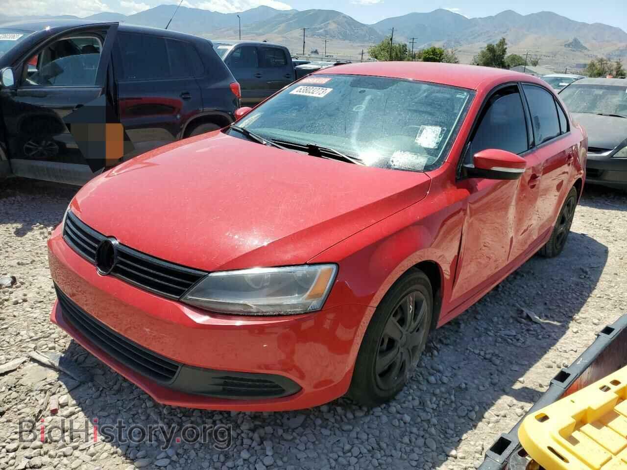 Фотография 3VWD17AJ5EM246963 - VOLKSWAGEN JETTA 2014