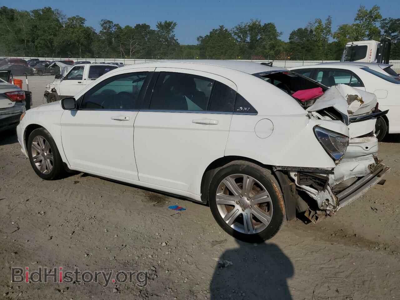 2013 CHRYSLER 200 - VIN: 1C3CCBBB1DN694080 - Фото 2