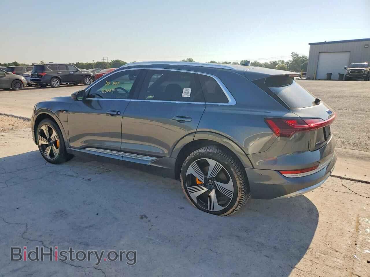 2019 AUDI E-TRON - VIN: WA1VAAGE3KB007357 - Photo 2