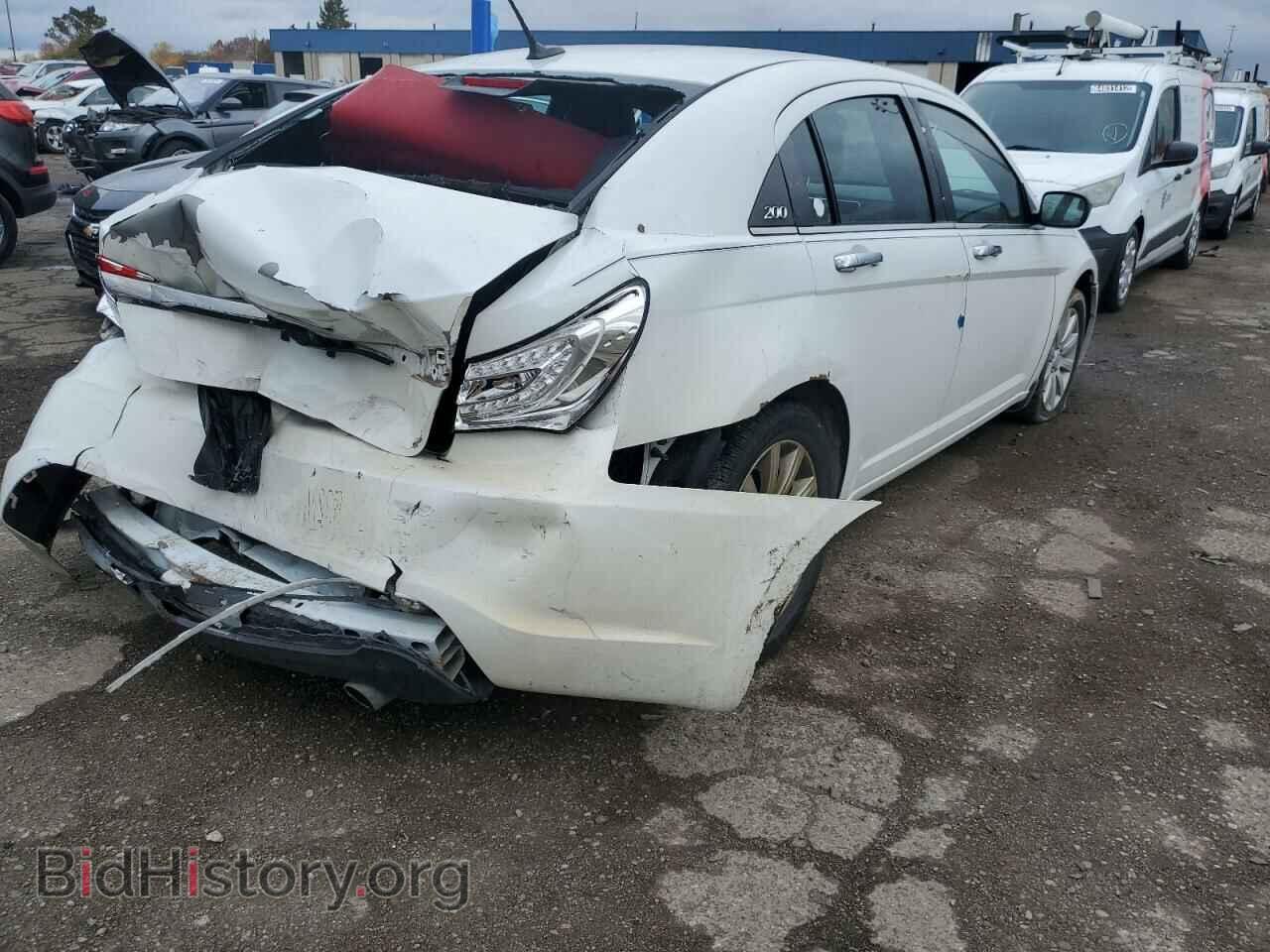 2013 CHRYSLER 200 - VIN: 1C3CCBCG3DN593391 - Photo 4