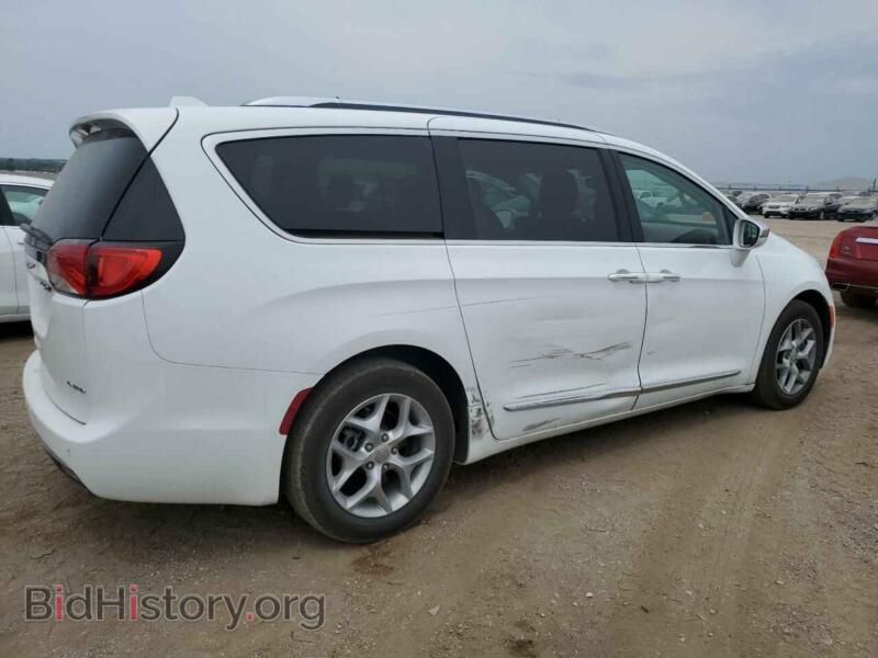 2017 Chrysler PACIFICA (VIN 2C4RC1FG4HR500446) — photo 3 of 13