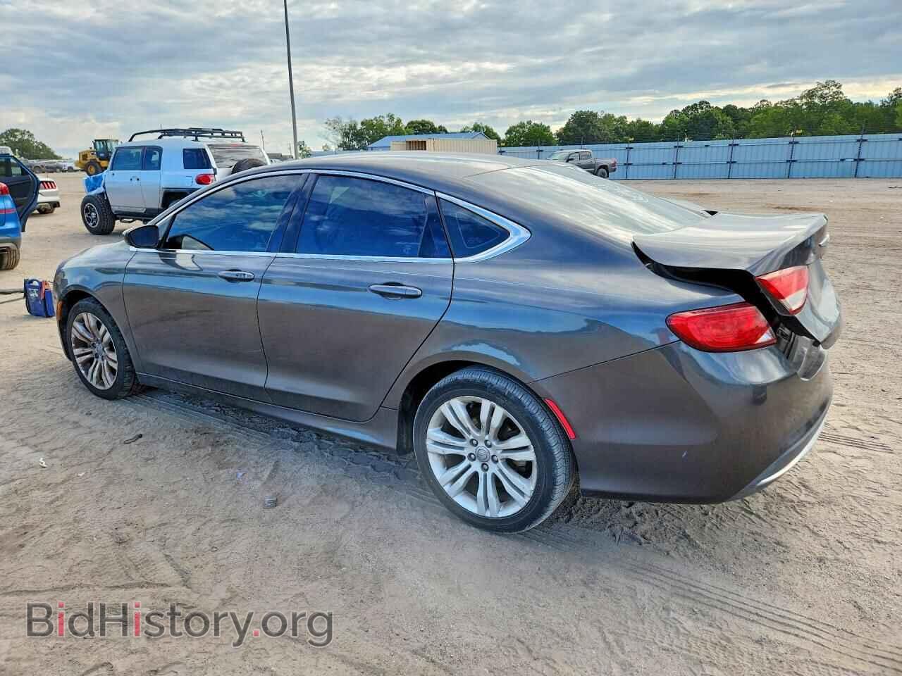 2015 CHRYSLER 200 - VIN: 1C3CCCAB4FN609470 - Фото 2