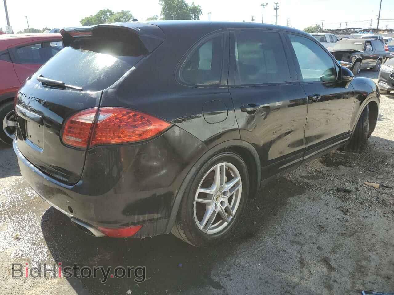 2011 PORSCHE CAYENNE - VIN: WP1AE2A26BLA92930 - Фото 3
