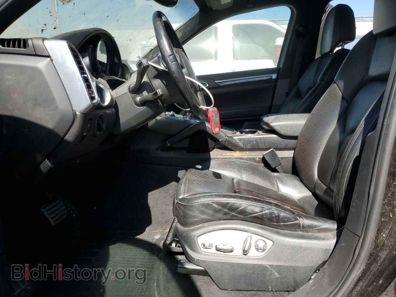 2011 PORSCHE CAYENNE - VIN: WP1AE2A26BLA92930 - Фото 7