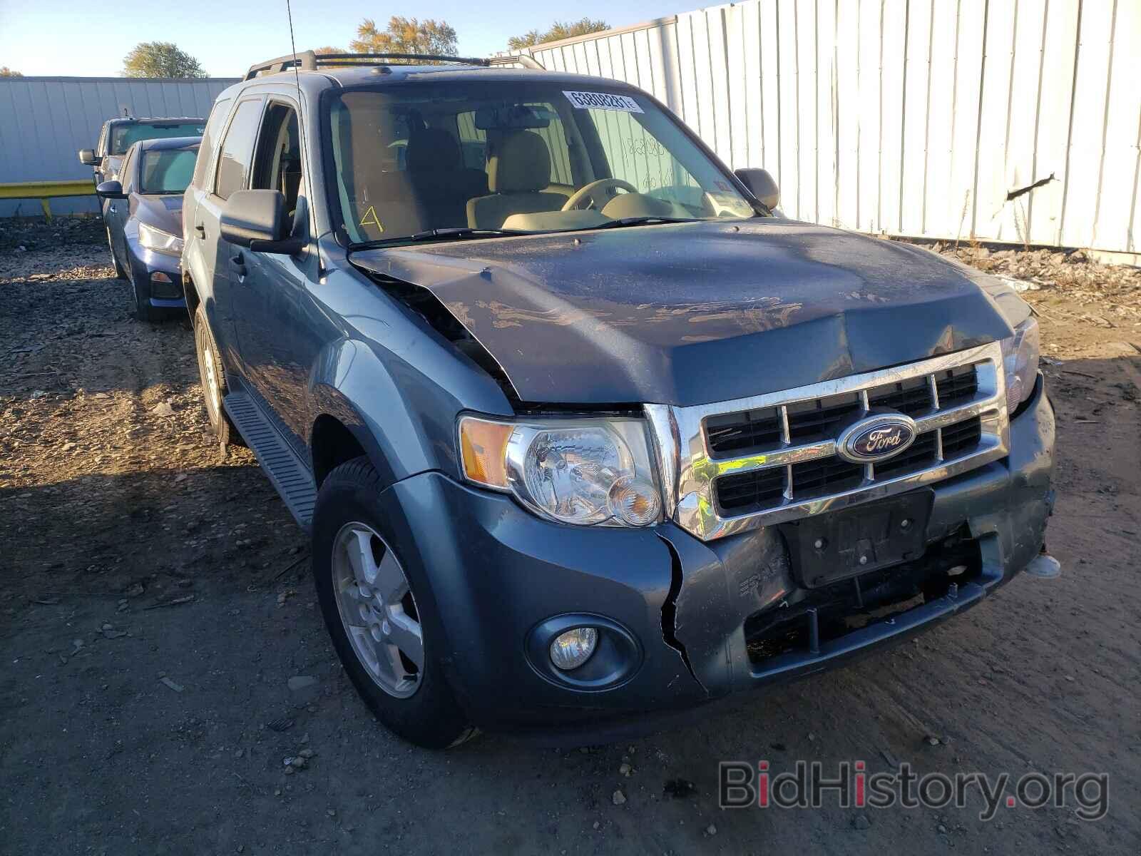 Photo 1FMCU0D75AKA78039 - FORD ESCAPE 2010